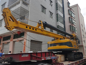 YUCHAI YCR60Dドリル28m86kw農業用建物小型クローラーロータリー掘削リグスペアパーツ付き