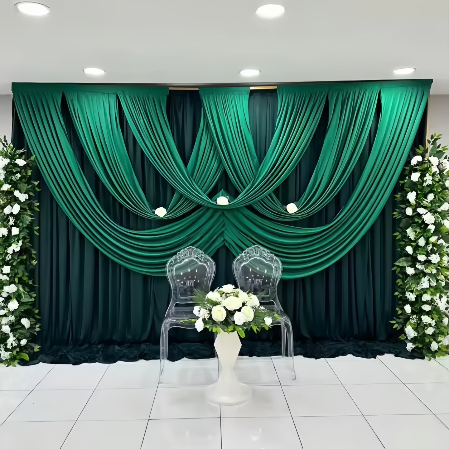 Rideau en tissu décoratif vert