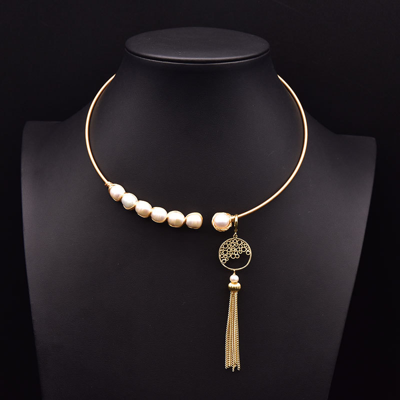 GN0180-7 Gargantilla con borlas geométricas