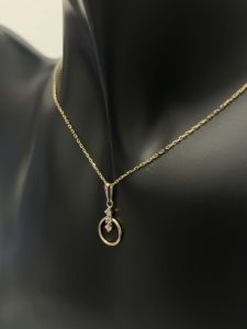 Huecos Raf有意义的珠宝黄金项链，带有透明氧化锆口音的吊坠，底价为9k - Product Image 3