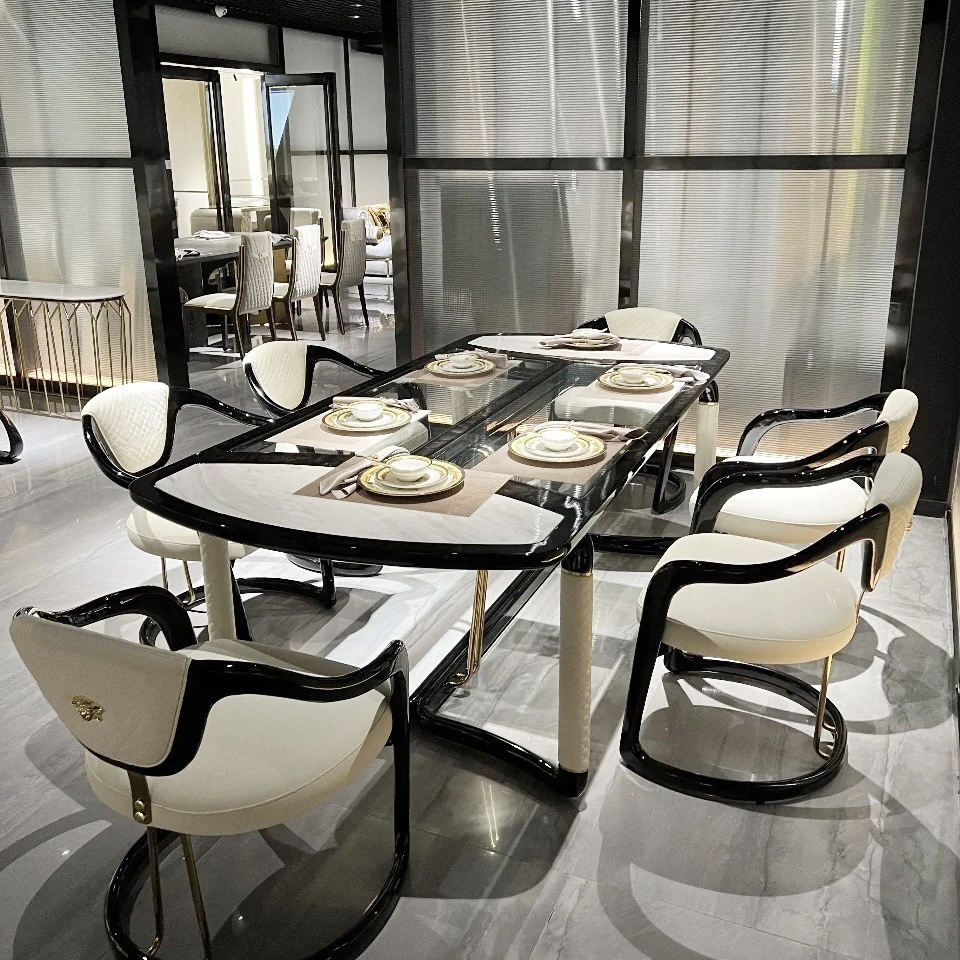 สีขาว/สีดำ