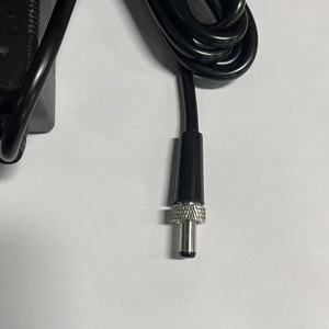 Adaptador de corriente 12V 4A AC/DC Entrada de 100-240V Fuente de alimentación conmutada de escritorio Salida de 48W para dispositivos de red portátiles y más - Product Image 4