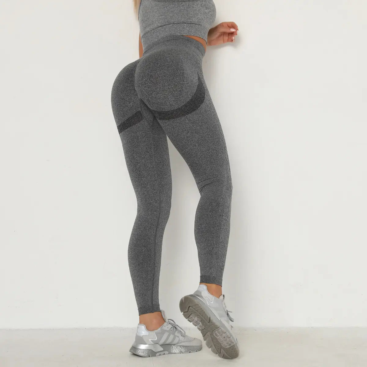 Push Up Leggings senza cuciture per il Fitness collant da allenamento a vita alta Sport donna Booty Scrunch collant pantaloni da Yoga