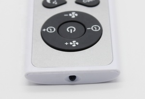 Großhandel Silikon knopf LED <span class=keywords><strong>IR</strong></span> Stuhl Medical Health Farbe CR2025 Batterie Dekorative englische Version Lüfter Fernbedienung