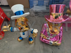 Custom Gold Electroplated <strong>Donald</strong> Duck Resin Sculpture with Pop Art Design and Two Bottles - Product Image 3