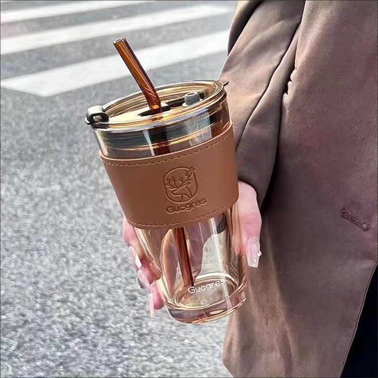 450ml amber cup with cup sleeve and straw