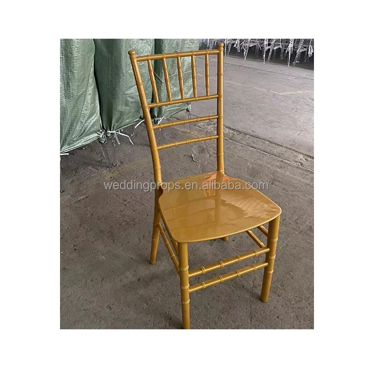 Silla de plástico chiavari de resina dorada, silla transparente para fiesta de boda, más barata