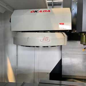 VMC1060垂直マシニングセンター3軸レールには、4軸および5軸垂直フライス盤を装備できます - Product Image 3