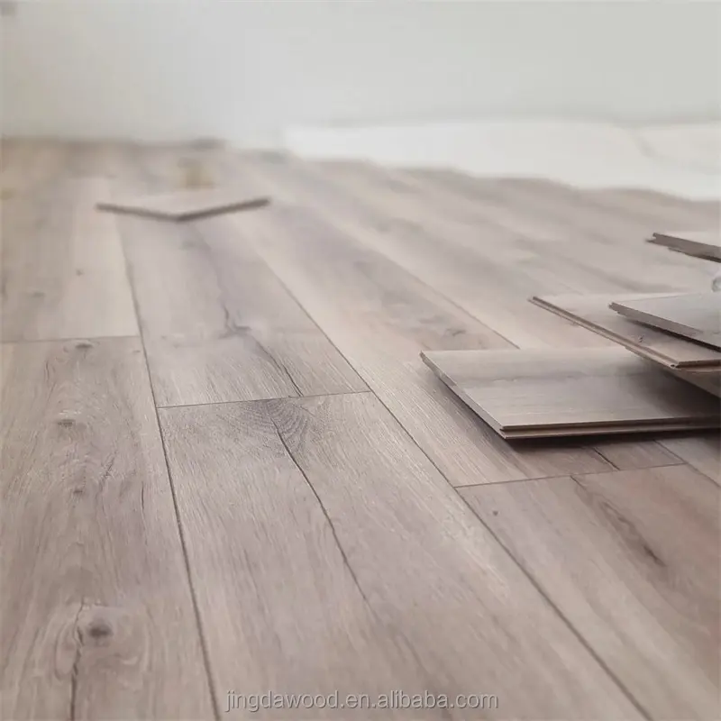 10mm 12mm Class 32 Wood Pisos Laminados Laminate Flooring High Gloss 8mm Floating Flooring Cheap Price