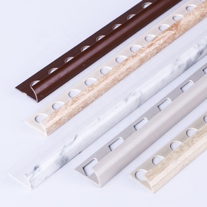 環境にやさしい製品<span class=keywords><strong>PVC</strong></span>丸型エッジタイルトリムウォールコーナーヴィラの床タイル装飾用保護ストリップ