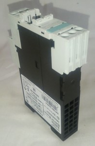 Módulo digital Plc 3UF73001AU000 nuevo y original; 4 entradas y salidas de relé 2 Nuevo controlador de programación PLC sin caja