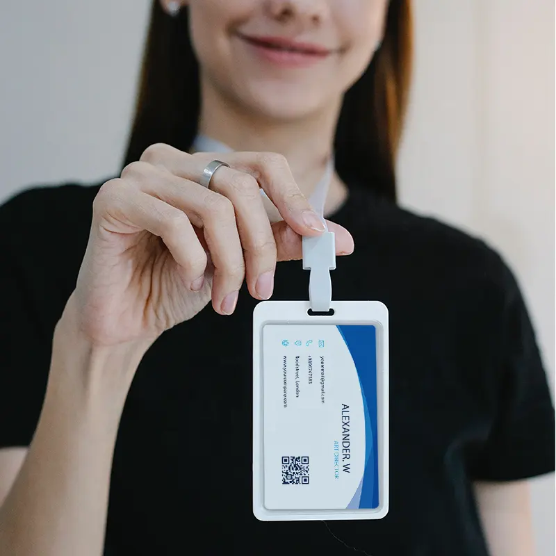 Cartão plástico liso branco imprimível esperto do PVC de NFC para o cartão UV da identificação do negócio da impressora