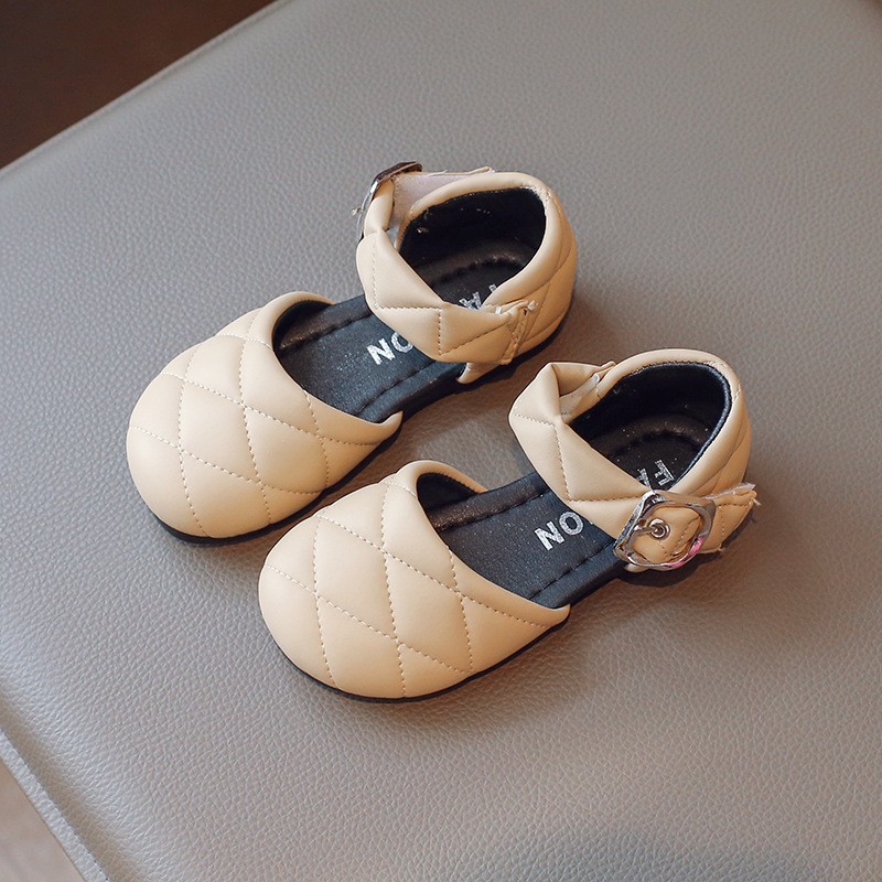 Colore del tè al latte