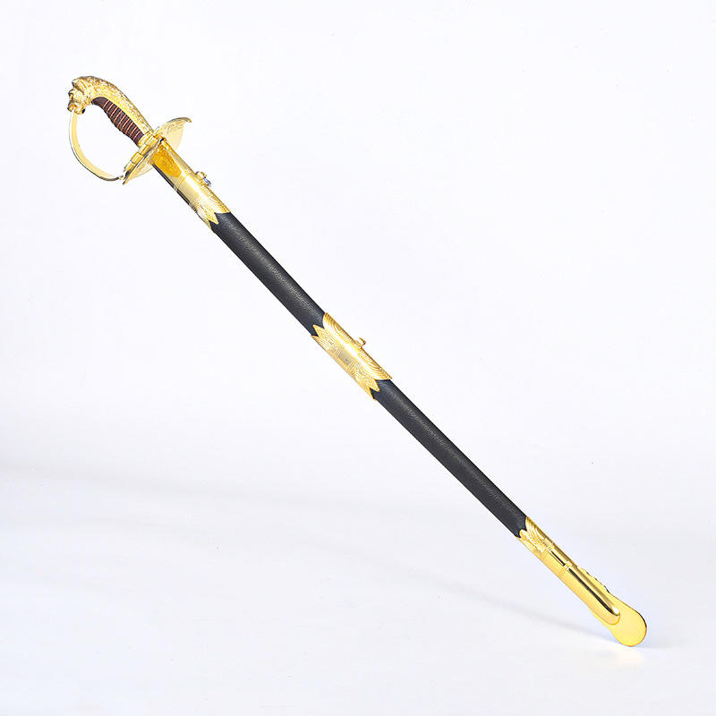 Couteau de commandement européen type a