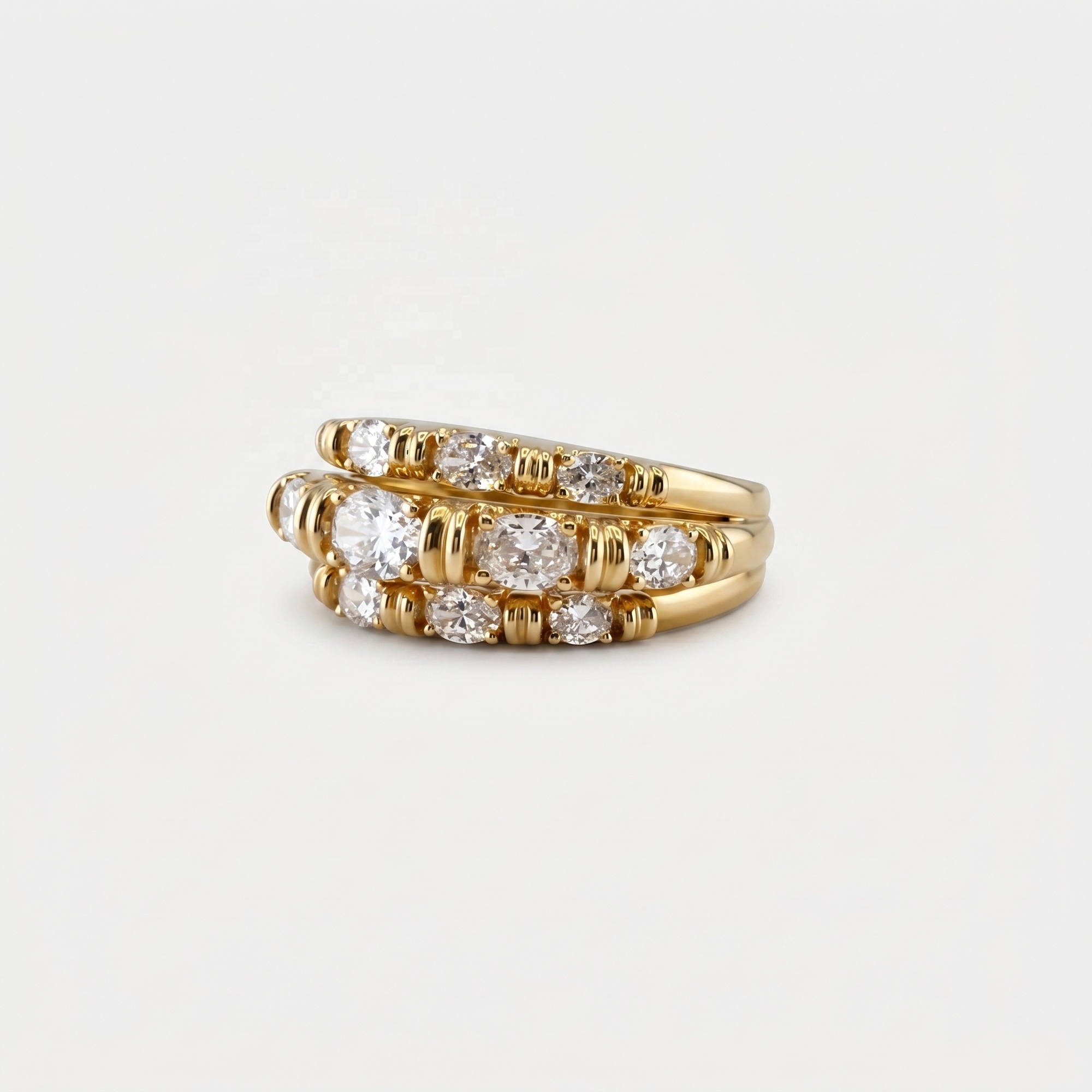 Colorless / Yellow Gold