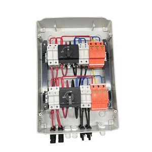 WSDB-PV4/2 IP65 4 в 2 из 4 строки 15A 1000V DC солнечный PV массив пластиковый блок объединителя с предохранитель постоянного тока, сглаживатель перепадов напряжения и автоматический выключатель - Product Image 3