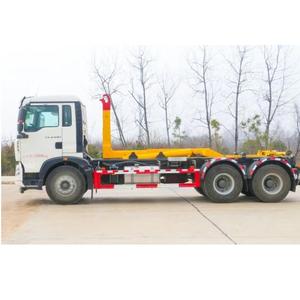 带钩臂提升系统的可拆卸车身垃圾车HOWO 6X4钩臂垃圾车全球销售点