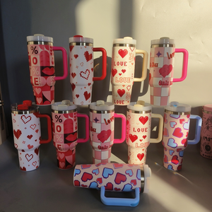 6 renkler 40oz paslanmaz çelik sevgililer günü Tumblers kapaklı saman aşk kalp baskı sevgililer günü bardak hediyeler için