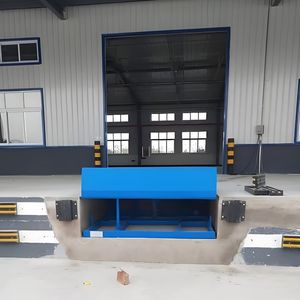 Hot Selling <strong>Loading</strong> and Unloading <strong>Platform</strong> Lifting <strong>Platform</strong> Can Be Customized <strong>Fixed</strong> Boarding Bridge - Product Image 6