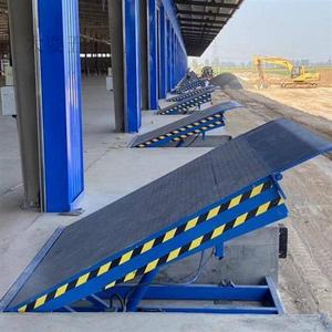 Special <strong>Loading</strong> and <strong>Unloading</strong> Platform for Forklifts at the <strong>Loading</strong> and <strong>Unloading</strong> Port of the Logistics Terminal