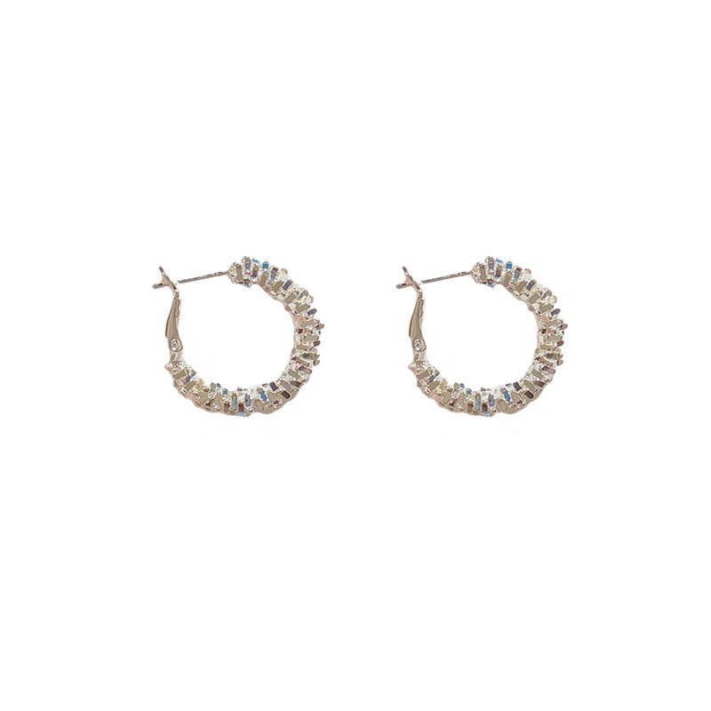 Silver-small metal shimmering silver hoop earring
