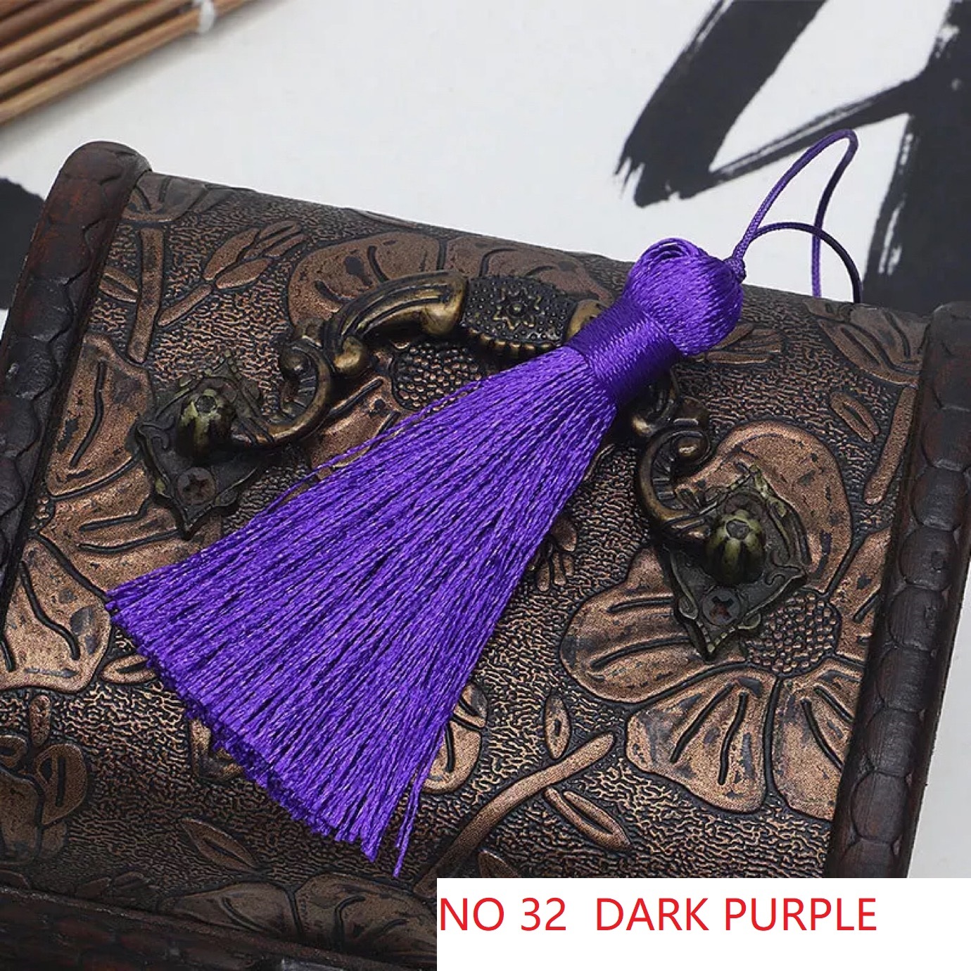 NO 32 oscuro púrpura