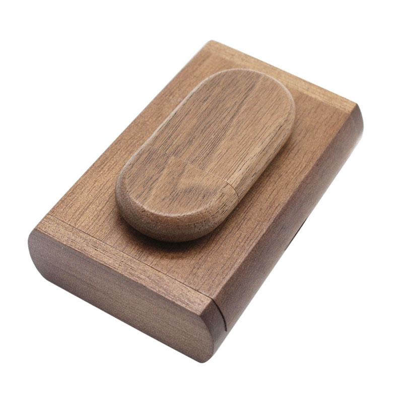 Clé USB et Boîte en Noyer