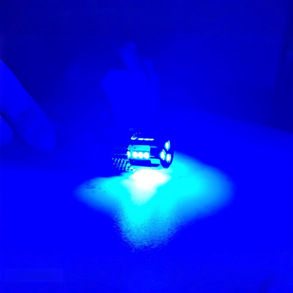 Azul