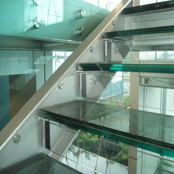 가격 8 + 8 + 8mm 적층 안전 강화 유리 건물 바닥 계단