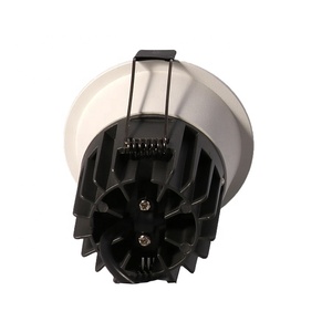 מכירה לוהטת למטה אור ספוט 12w 20w 30w זרקורים פופולרי rotatable שקוע Led אור