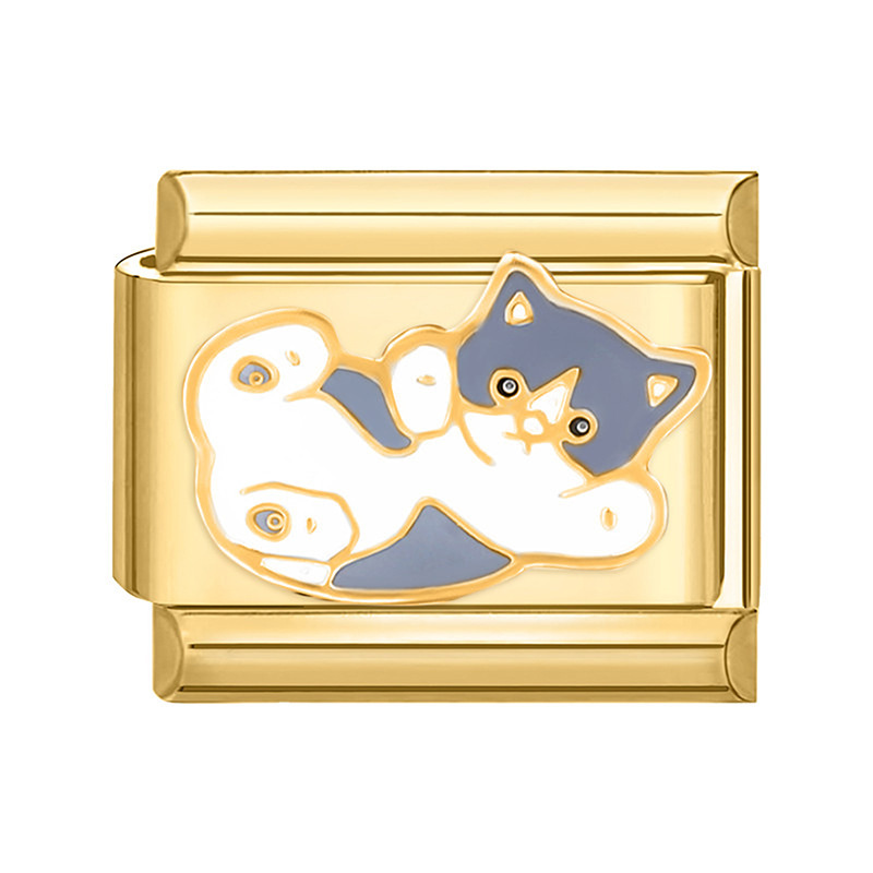 Chat gris sur fond doré