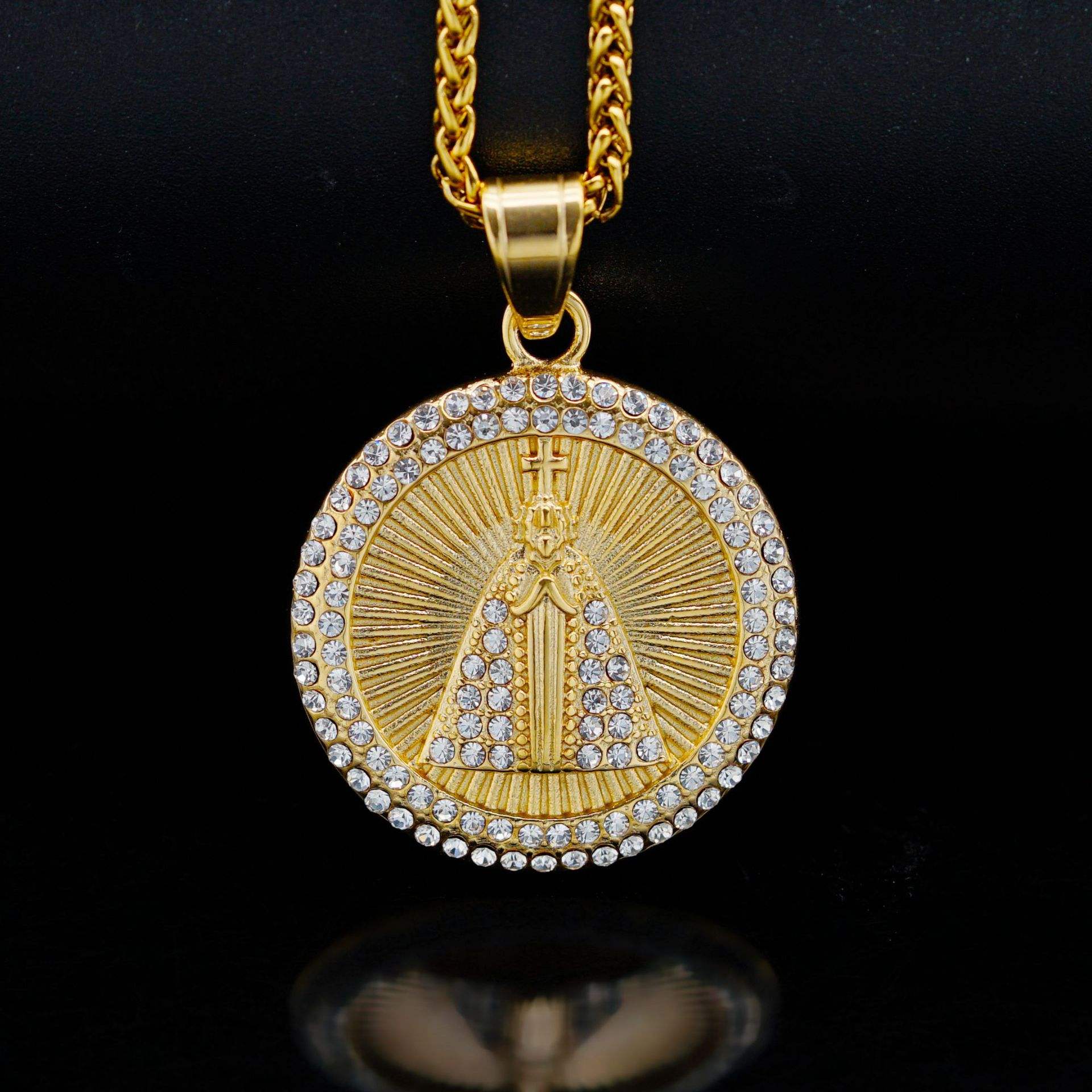 Gold Single Pendant Without Chain