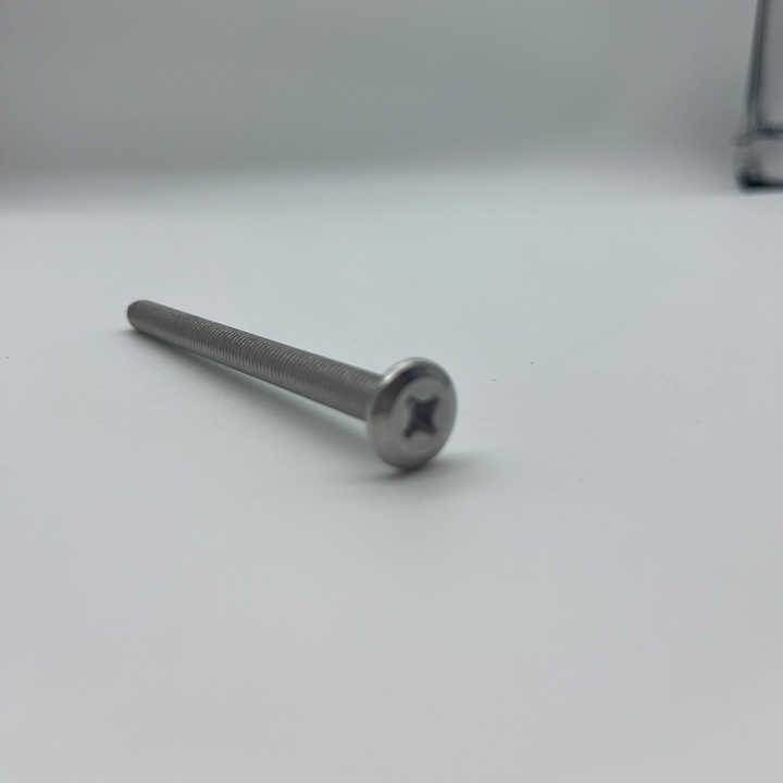 Bon prix écrou de boulon de soudure par point d'ancrage M14x1.5x200 boulon 12x1.5Mm Banjo 1.100 M9x1 boulon de qualité 12.9 de soudure par points de réservoir