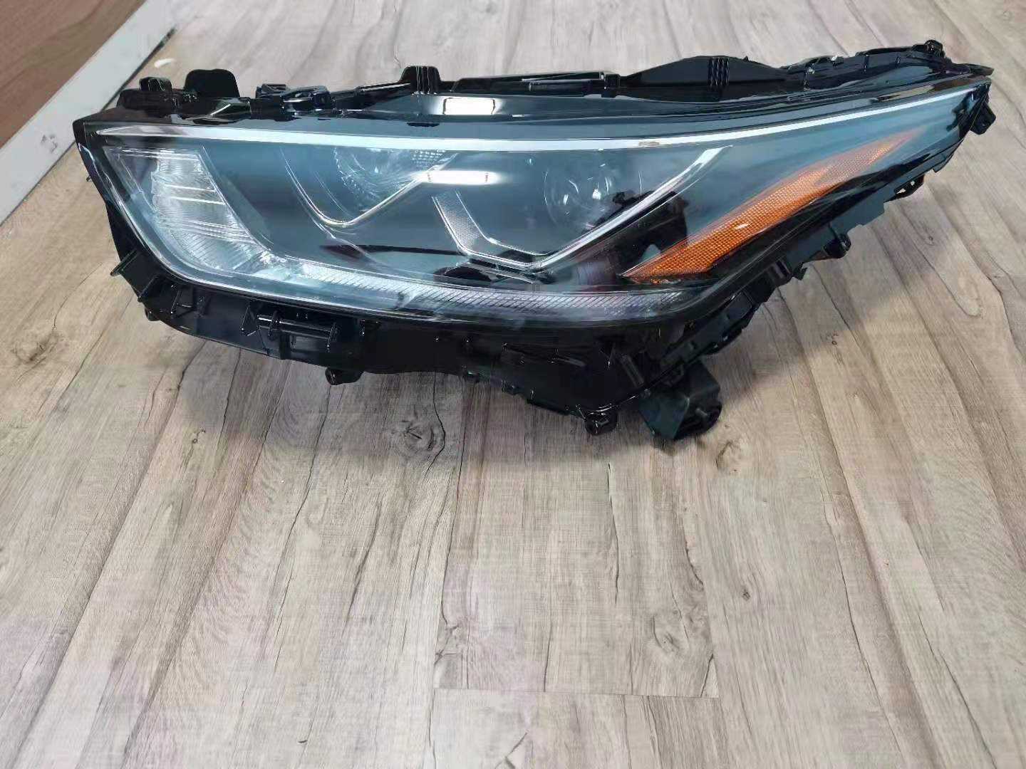 ธรรมชาติสีขาว