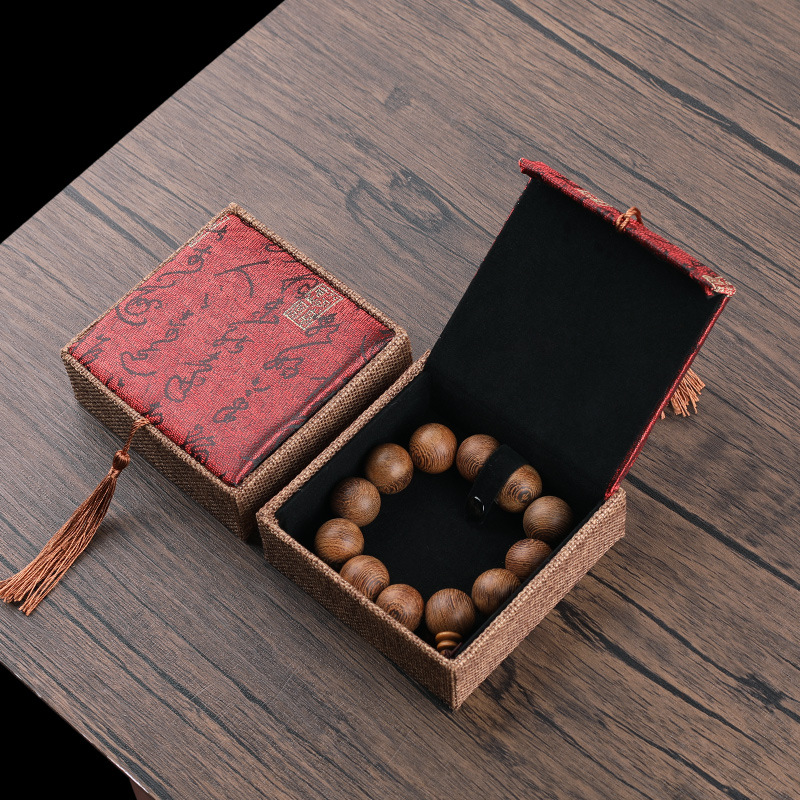Linen tassel small bracelet box red