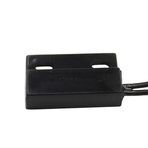 Interruptor de láminas de plástico Sensor magnético NO NC Interruptores de sensor de proximidad rectangulares para contactos de puertas y ventanas - Product Image 3
