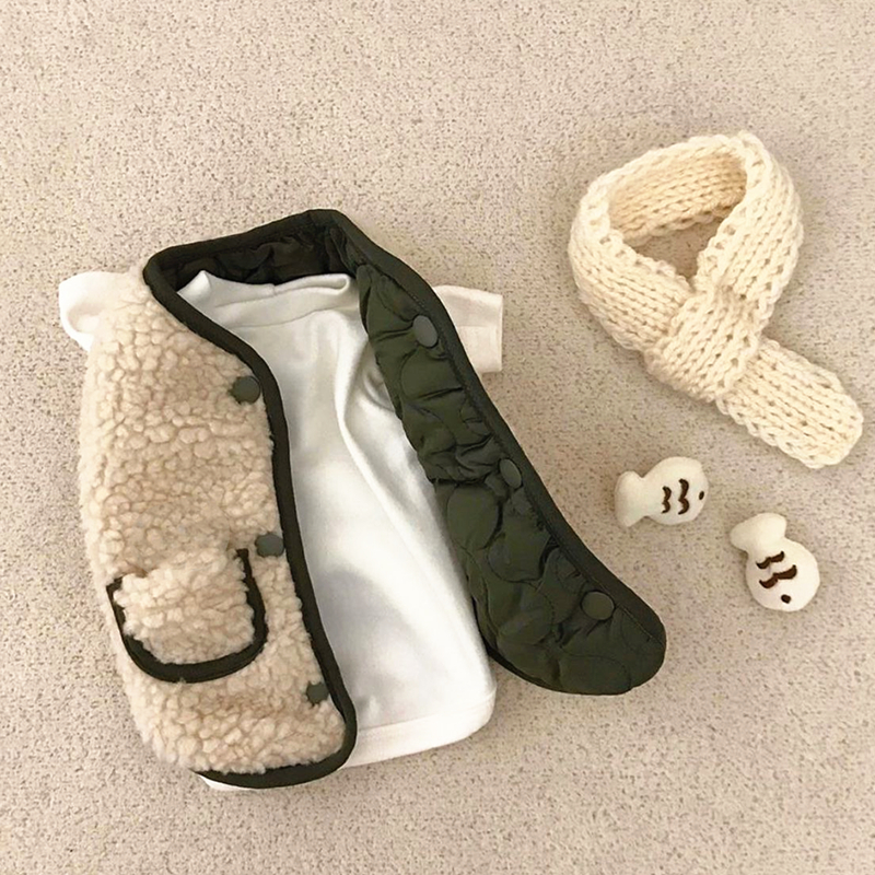 Beige avec écharpe