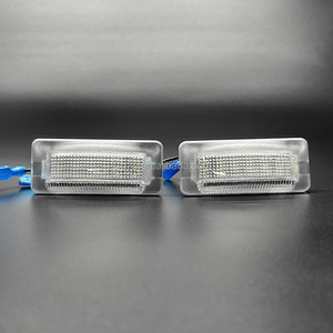 Montaj yedek araba aksesuarları LED plaka numarası lambası için Benz Dodge Sprinter 2-T 3-T 4-T 5-T VW LT - Product Image 1