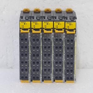 Новый и оригинальный Plc партия 5 GRT1ROS2 релейный выходной блок PLC Контроллер программирования - Product Image 1