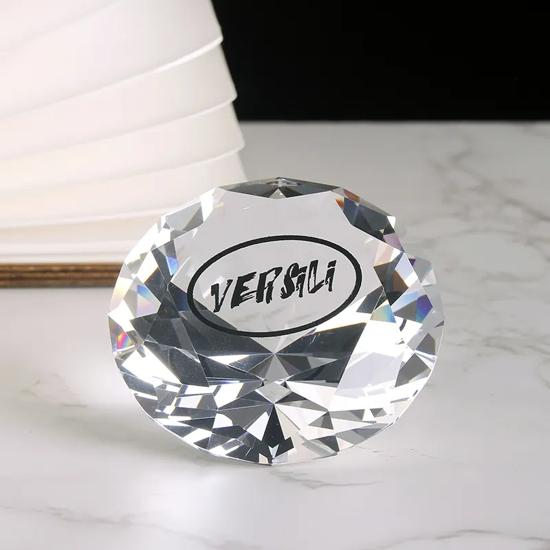Сделанный на заказ 60 мм прозрачный бриллиантовый граненый кристалл пресс-папье с логотипом