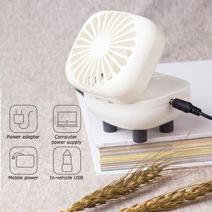 定制时尚卡通可爱充电翻盖便携式强力小<span class=keywords><strong>usb</strong></span>冷却器迷你风扇礼品