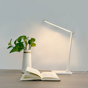 USB moderno uscita in lega di alluminio senza fili caricabatterie Dimming colore Tuning lampada da scrivania per la lettura di apprendimento elettrico - Product Image 2
