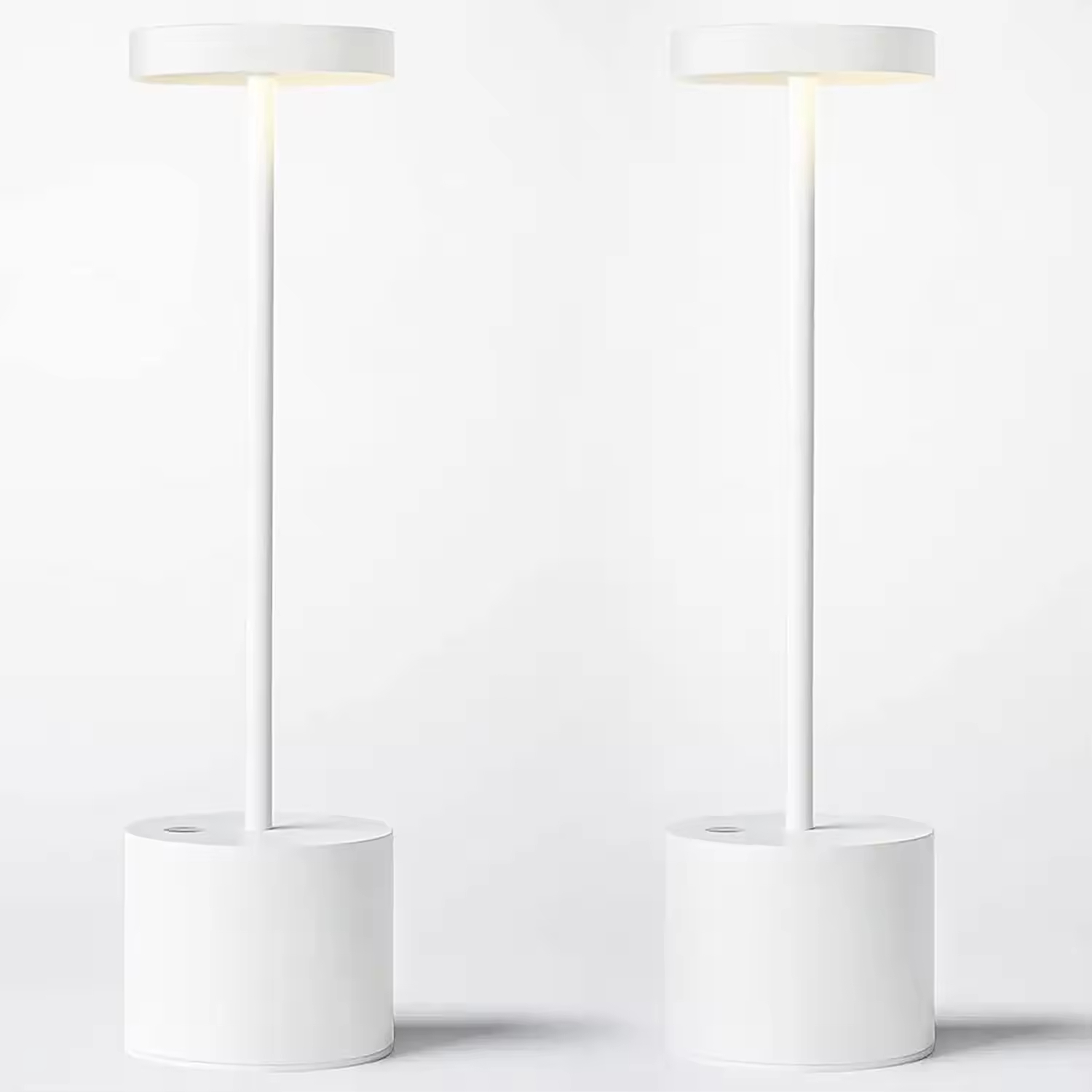 White rechargeable lamp