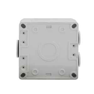 Enchufe e interruptor multifunción de superficie impermeable IP66 tipo 3 + 2 con cubierta 16A y 10A corriente nominal