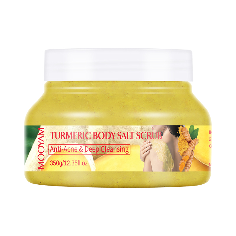 Gommage corporel au sel et au curcuma