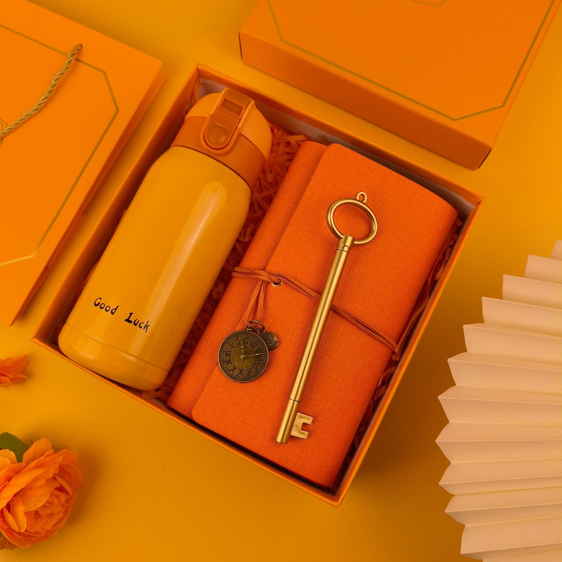 Thermos cup + Notebook