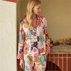 工場直接取引レディホーム居心地の良いパジャマ女性ファッショナブルなセクシーなパジャマセット女性のためのOEMアニマルプリントテクニクス夜 - Product Image 4