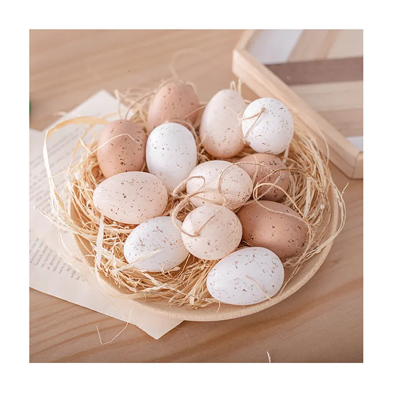 La scatola da 12 pezzi più venduta guscio d'uovo di pasqua in plastica uova dipinte a mano uova di pasqua giocattolo per bambini fai da te