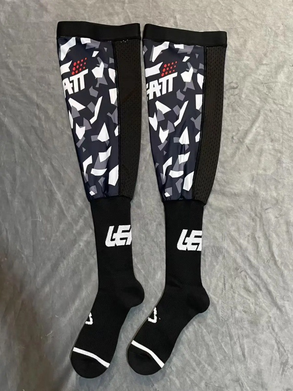 Leatt black and white socks