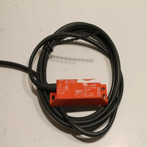 Interruttore magnetico con codice XCS-ZP5012 nuovo originale pronto per l'automazione industriale PLC Controller di programmazione PLC dedicato - Product Image 1